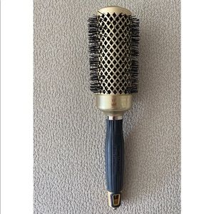 Ceramic brush from Ulta